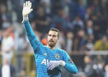 Kocaelispor, kaleci Harun Tekin ile imzaladı