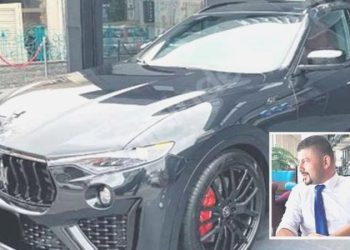 Maserati kullanan polis memuru, avukatı durdurup bacağını kırdı
