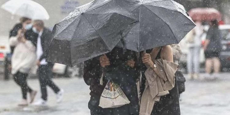 Meteoroloji ve İstanbul Valiliği’nden sağanak uyarısı: Kuzey kesitleri ve Anadolu Yakası’na dikkat!