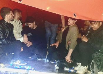 Muğla’da kamyon kasasından 41 kaçak göçmen çıktı: 2 kişi tutuklandı!
