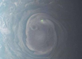 NASA’nın aracı, Jüpiter’de “yeşil parlak bir kürenin” fotoğrafını çekti