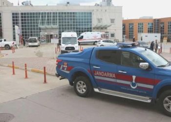 Oyun oynarken ablasının başına poşet geçirdiği 10 aylık bebek öldü