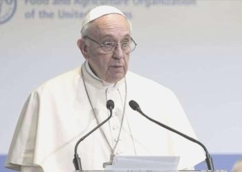 Papa Francis, Kuran yakılmasını kınadı