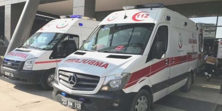 Personelleri taşıyan çapa motoru şarampole yuvarlandı: 6 yaralı!