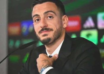 Real Madrid yeni transferi Joselu’yu basına tanıttı