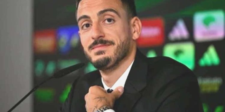 Real Madrid yeni transferi Joselu’yu basına tanıttı