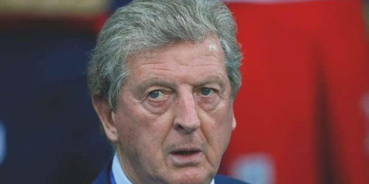 Roy Hodgson, Crystal Palace ile yola devam edecek