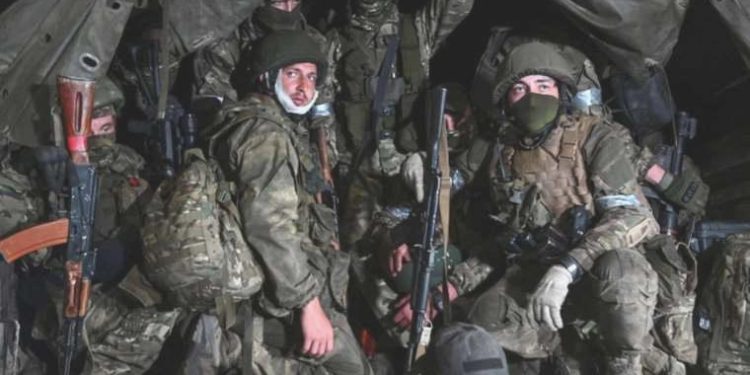 Rusya’yı iç savaşın eşiğine getiren 24 saatte neler yaşandı?