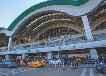 Sabiha Gökçen Havalimanı’nda uçuşlara kuş manisi