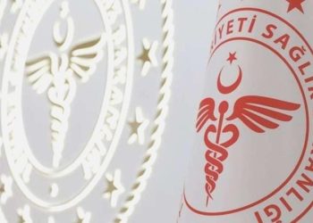 ‘Sağlık’ta bakan yardımcıları ihale arbedesine tutuştu, Bakan Koca ise sessizliğini koruyor