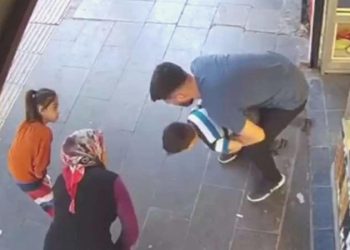 Soluk borusuna şeker kaçan çocuk Heimlich hareketiyle kurtarıldı