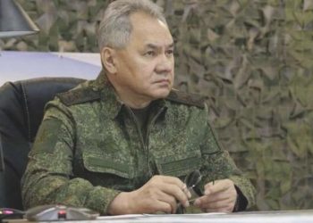 Şoygu, günler sonra ortaya çıktı: Rus birlikleri denetledi