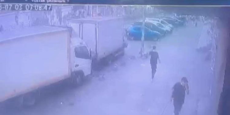 Sultangazi’de enteresan akü hırsızlığı