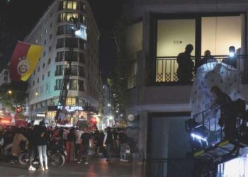 Taksim’de dehşet anları: ABD’li turist boynuna ip geçirerek otelin balkonundan atladı!