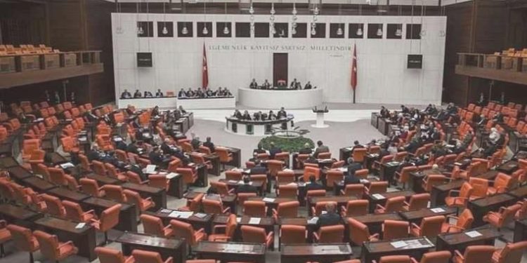 TBMM Genel Şurası’nda CHP, Yeşil Sol Parti ve UYGUN Parti’nin küme teklifleri kabul edilmedi