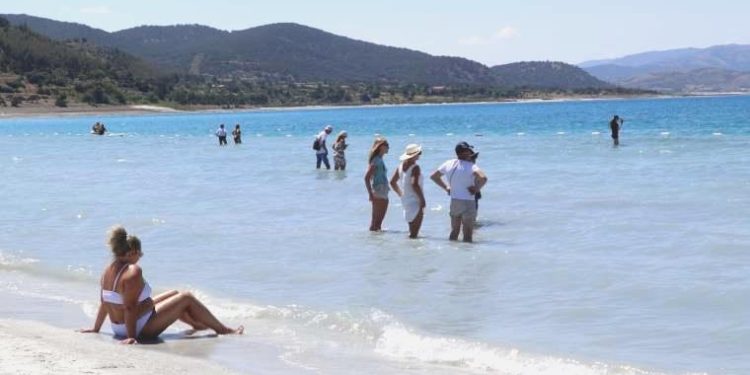 TMMOB: Salda Gölü’ne giriş büsbütün yasaklanmalı