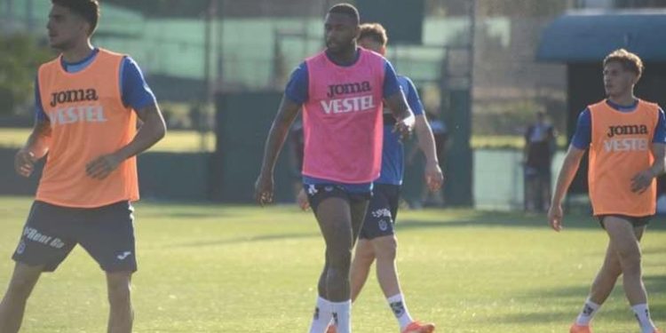 Trabzonspor’da yeni transfer Joaquin Fernandez egzersize çıkmadı