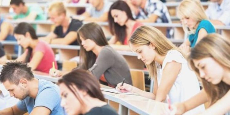 TÜİK ‘en çok kazandıran üniversite bölümlerini’ açıkladı