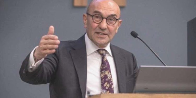 Tunç Soyer maksatlarını bu türlü açıkladı: 7/24 sanatla yaşayan kent