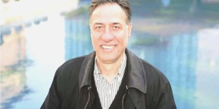 Türk sinemasının gülen ve güldüren yüzü: Kemal Sunal vefatının 23. yılında anılıyor!