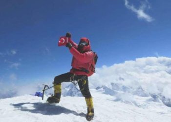 Ulusal dağcı Tunç Fındık, 14×8000 projesini bitiren birinci Türk oldu