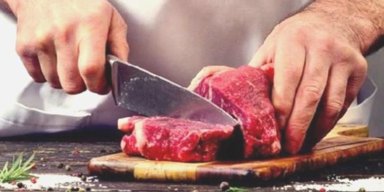 Uzmanı uyardı: Kalp hastaları kurban etini az tuzlu ve yağsız tüketmeli