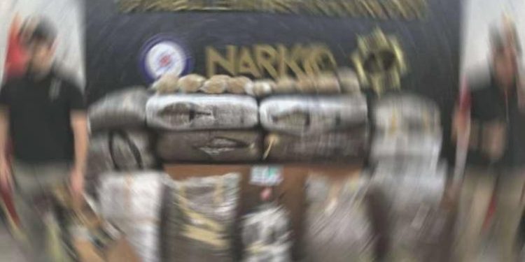 Uzmanlara nazaran global uyuşturucu baronlarının cirit attığı ülke haline geldi