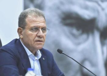 Vahap Seçer: 600 bin kişi var, afet statüsü yok