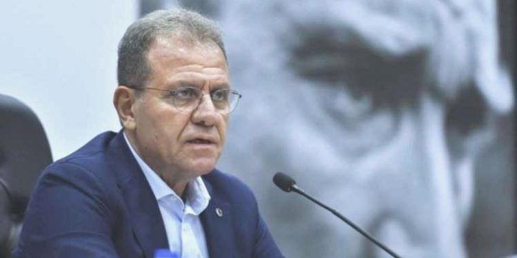 Vahap Seçer: 600 bin kişi var, afet statüsü yok