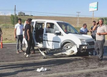 Van’da 3 aracın karıştığı kazada 19 yaralı