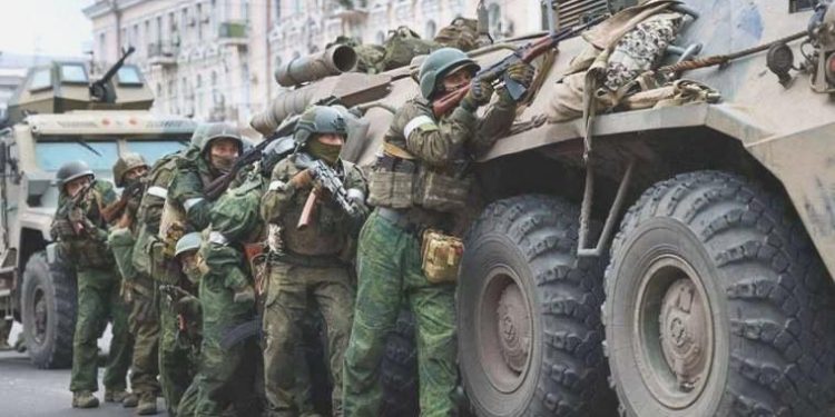 Wagner, Rostov’daki Rus Güney Askeri Bölge karargahını kuşattı