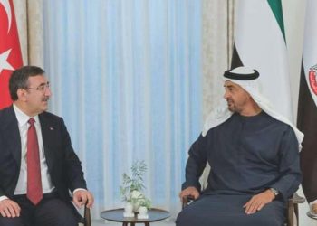 Yılmaz ve Şimşek BAE Devlet Lideri El Nahyan ile bir ortaya geldi