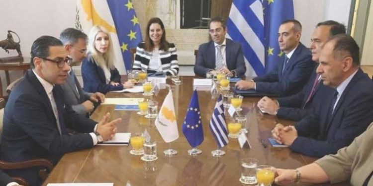 Yunanistan Dışişleri Bakanı Gerapetritis: ‘Türkiye ile müzakerelere hazırız’