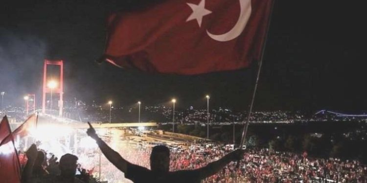 15 Temmuz resmi tatil mi? Yarın tatil mi?