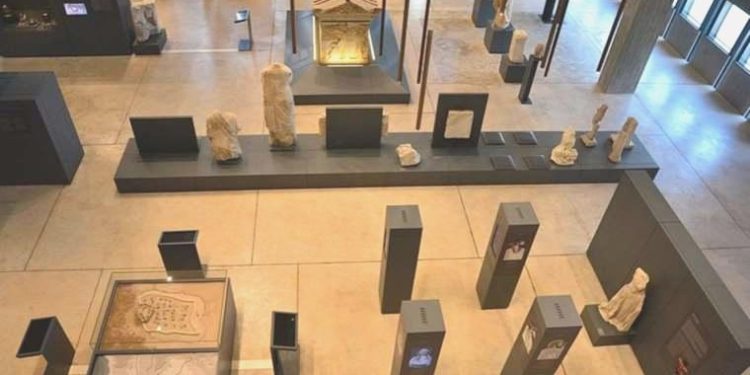 18-25 yaş ortası tüm gençlere fiyatsız Müzekart verilecek