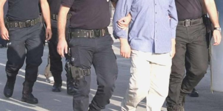 6 vilayette operasyon… Uydurma pasaport, kimlik ve vize şebekesi çökertildi!