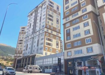 62 yaşındaki inşaat emekçisi iskeleden düşerek hayatını kaybetti!