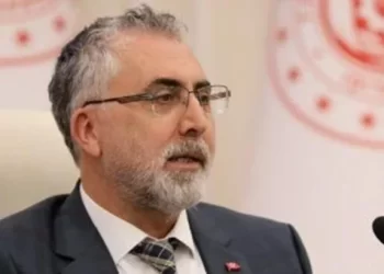 Bakan Işıkhan, memur zammı hakkında kritik bir açıklama yaptı…