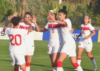 A Ulusal Bayan Futbol Ekibi Estonya’yı devirdi