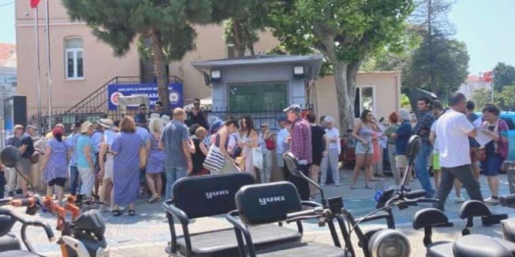 Adalılardan ‘yürünebilir adalar’ istiyoruz daveti