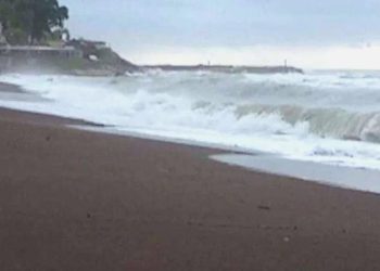Akçakoca’da yarın denize girmek yasaklandı