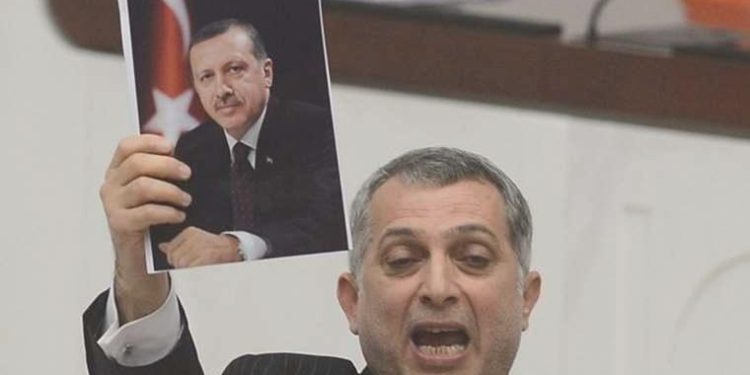 AKP’li Külünk’ten zincir marketlere artırım ‘isyan’ı: Bu yaptığınız insanlığa sığar mı?