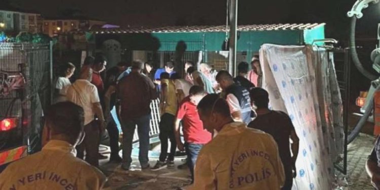 Antalya’da elektrik akımına kapılan 2’si personel 3 kişi hayatını yitirdi