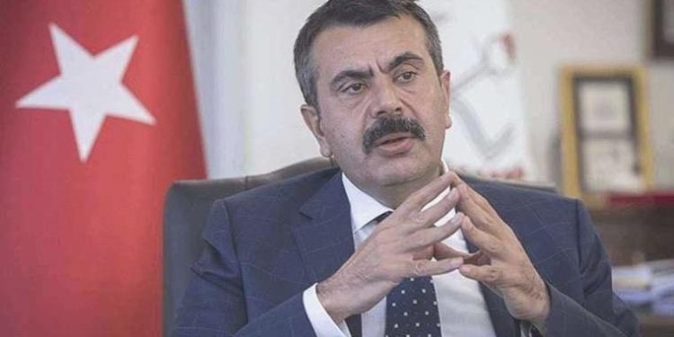 Bakan Tekin’den ‘karma eğitim’ açıklaması: Karma eğitim temel, kız okulları kurmak gerekiyorsa kurulur