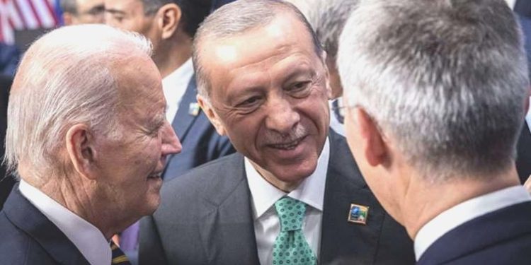 ‘Beni devirmek için buyruk verdi’ demişti: Erdoğan ile Biden’dan samimi fotoğraflar