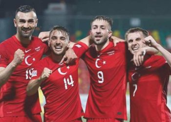 Beşiktaş, Halil Dervişoğlu’nu bitiriyor