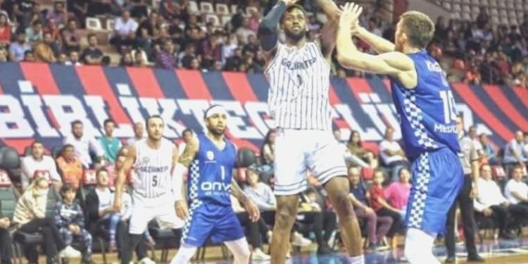 Beşiktaş Leyton Hammonds transferini açıkladı