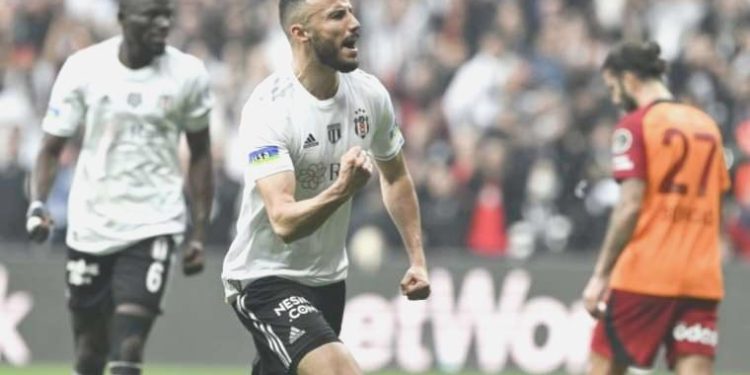 Beşiktaşlı Romain Saiss’in talipleri artıyor