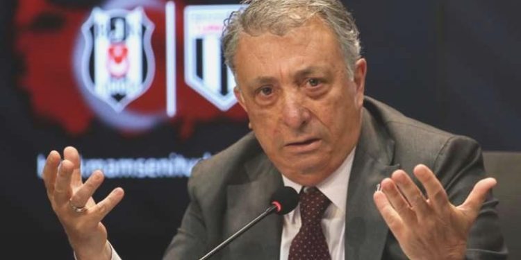 Beşiktaş’ta istifa sesleri