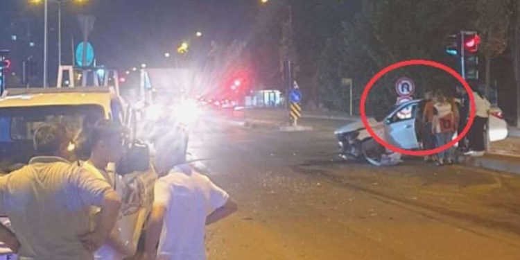 Bursa’da yanlışlı ‘U’ dönüşü kazası: 2 yaralı